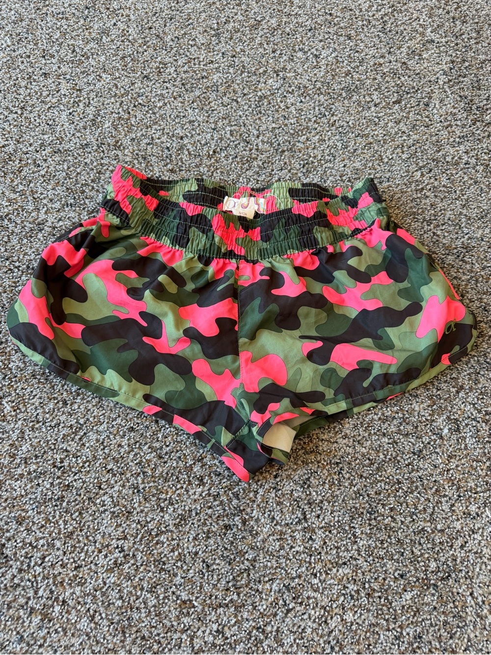 Op Ocean Pacific Women’s S 4-6 Neon Pink Camo Y2K Surf Board Shorts